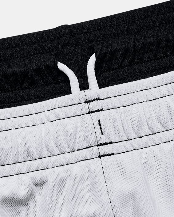 Women's UA Baseline Shorts, Black, pdpMainDesktop image number 4